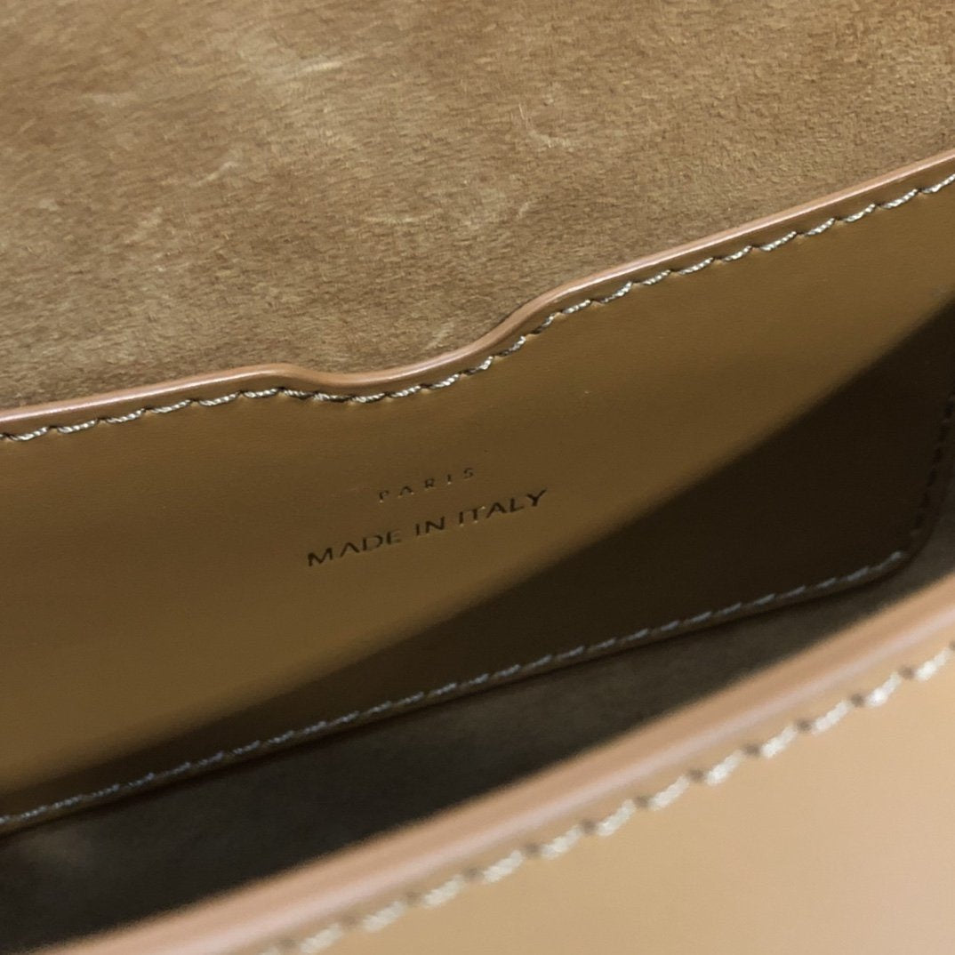 DIOR LARGE BOBBY BAG 27CM COGNAC-COLORED CALFSKIN