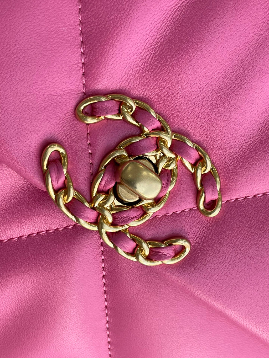 CHANEL 19 FLAP BAG 26 PINK LAMBSKIN