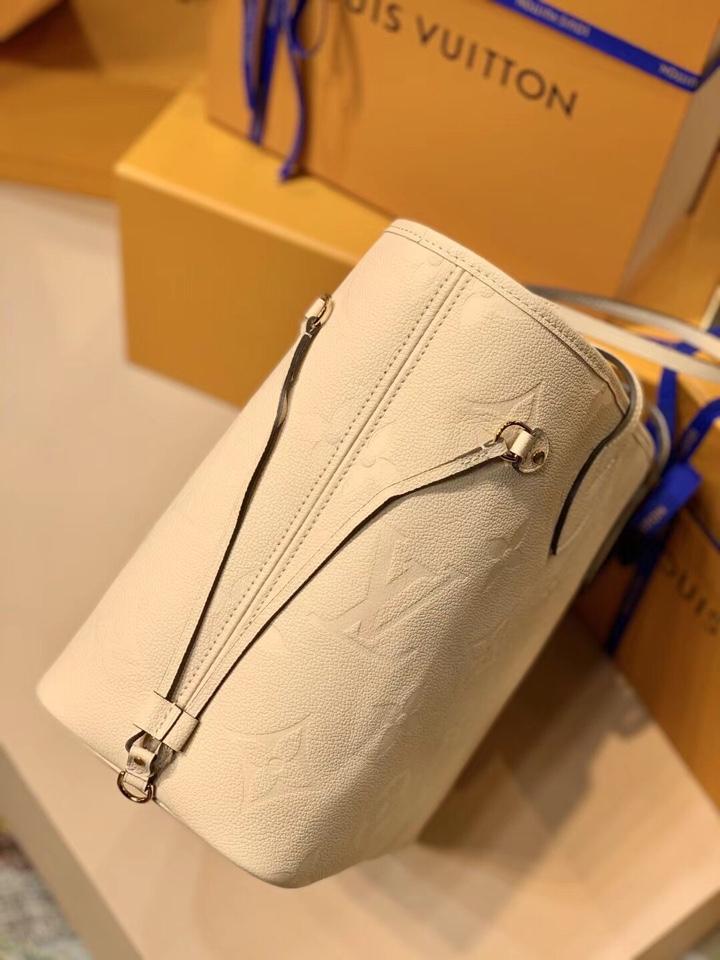 LOUIS VUITTON NEVERFULL MM 32 CREAM EMBOSSED COWHIDE LEATHER