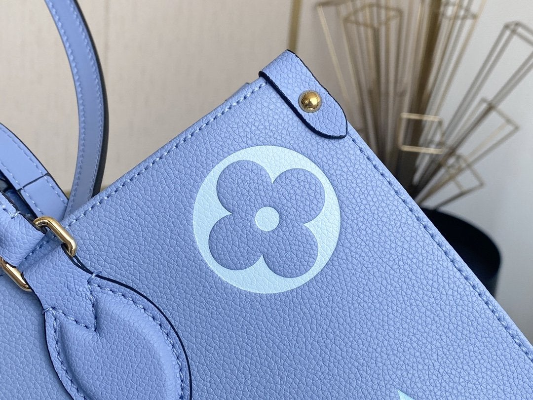 LOUIS VUITTON ONTHEGO MM 35CM SUMMER BLUE EMBOSSED GRAINED COWHIDE