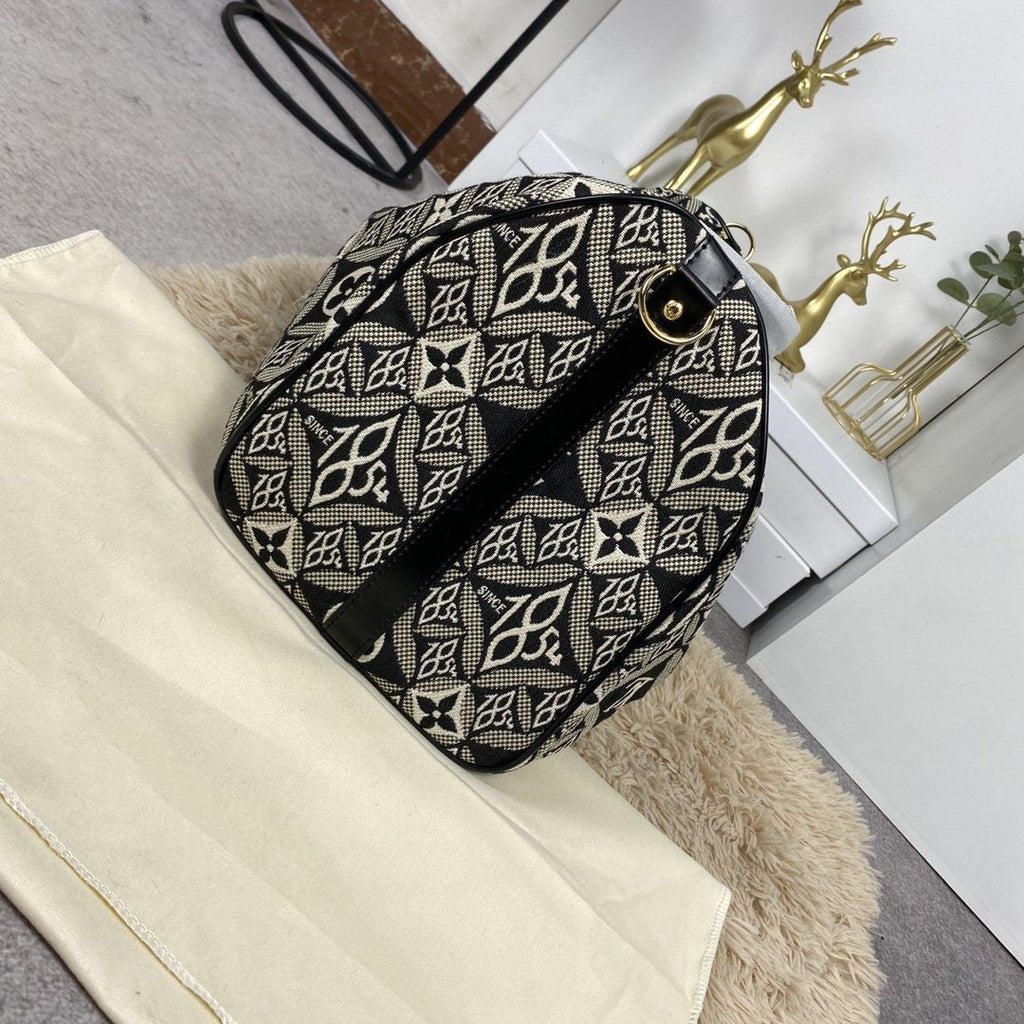 LOUIS VUITTON LV KEEPALL BANDOULIERE 45 1854 JACQUARD GRAY