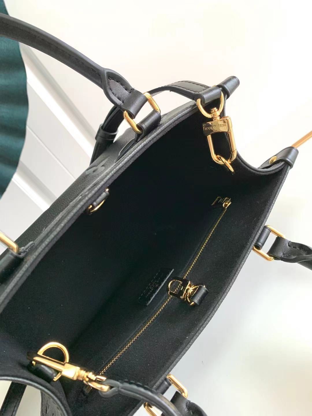 LOUIS VUITTON ONTHEGO PM 25 BLACK MONOGRAM EMPREINTE GIANT CANVAS