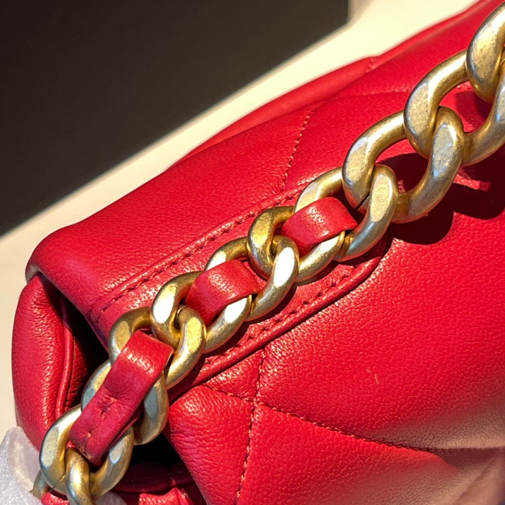 CHANEL 19 FLAP BAG 26 RED GOATSKIN