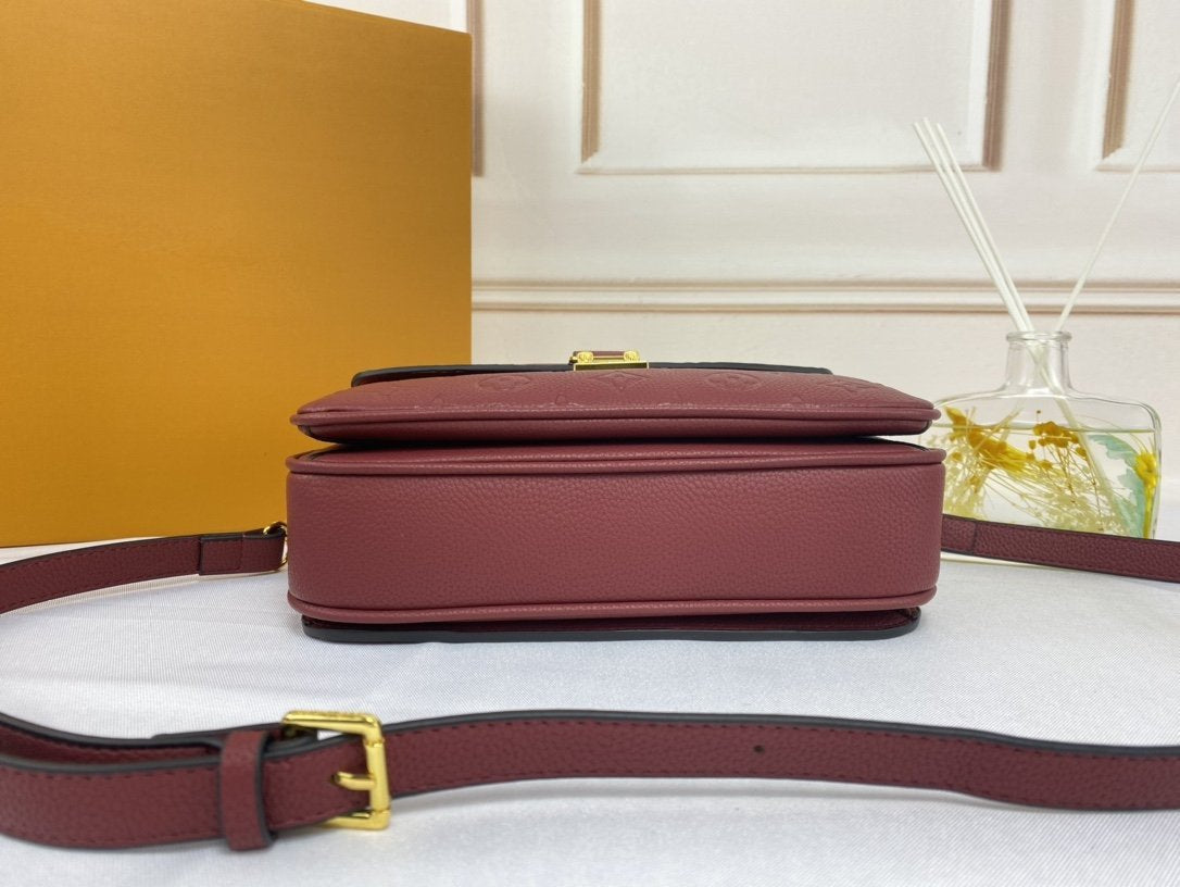 LOUIS VUITTON LV POCHETTE METIS 25CM DARK RED