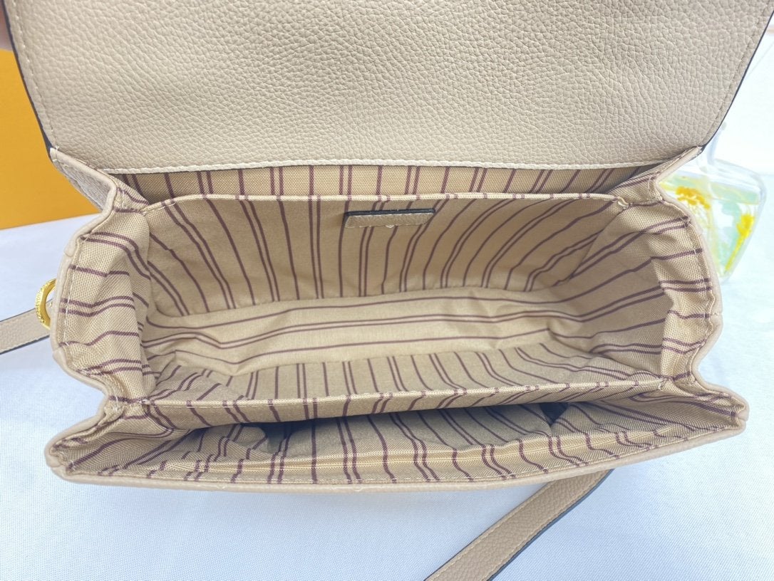 LOUIS VUITTON LV POCHETTE METIS 25CM BEIGE