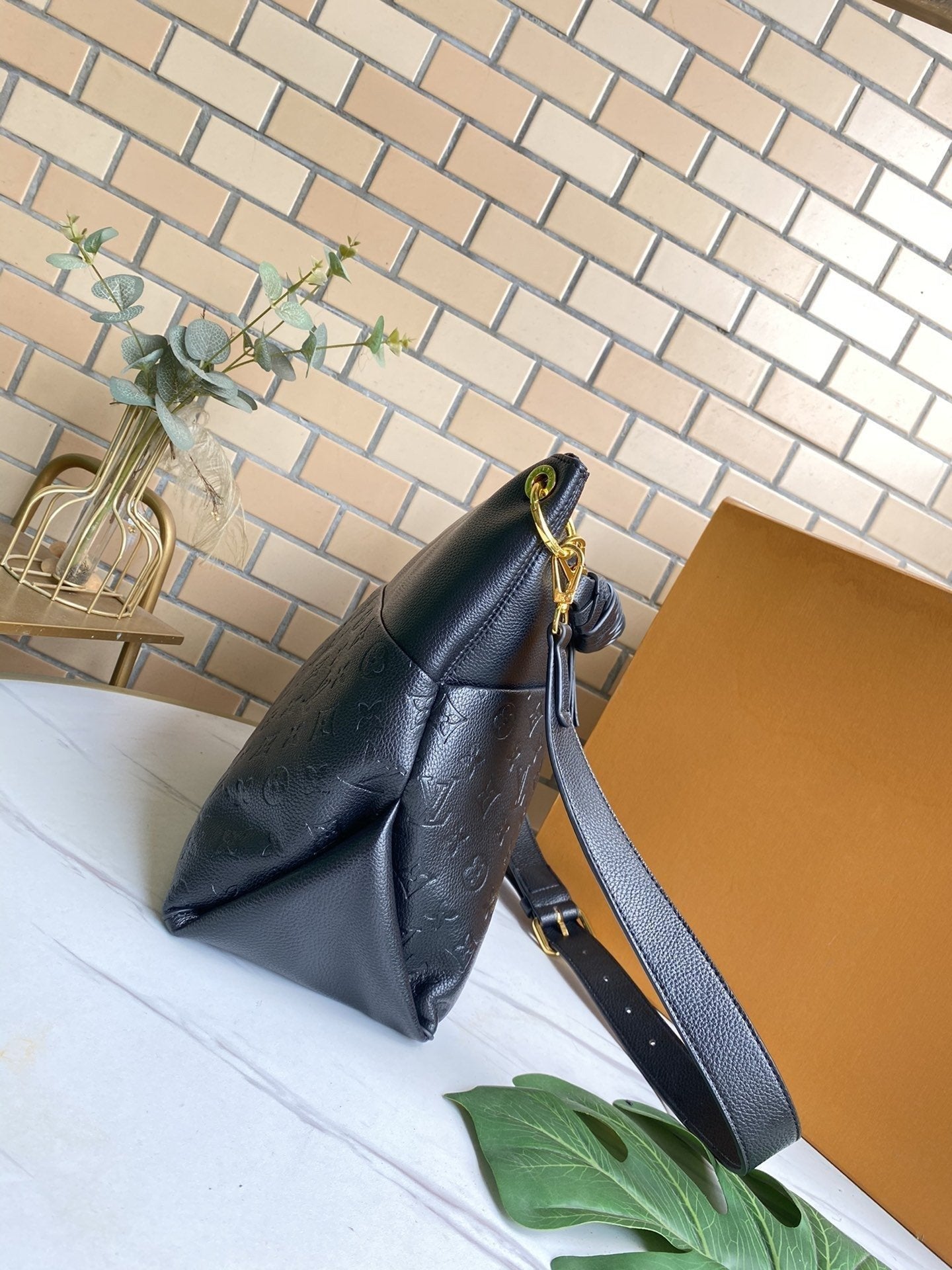 LOUIS VUITTON MAIDA HOBO 33CM BLACK MONOGRAM EMBOSSED GRAINED COWHIDE