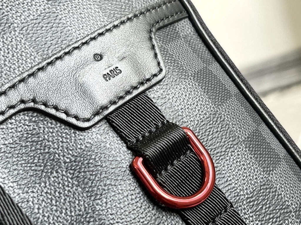 LOUIS VUITTON ULTILITI BACKPACK DAMIER CANVAS