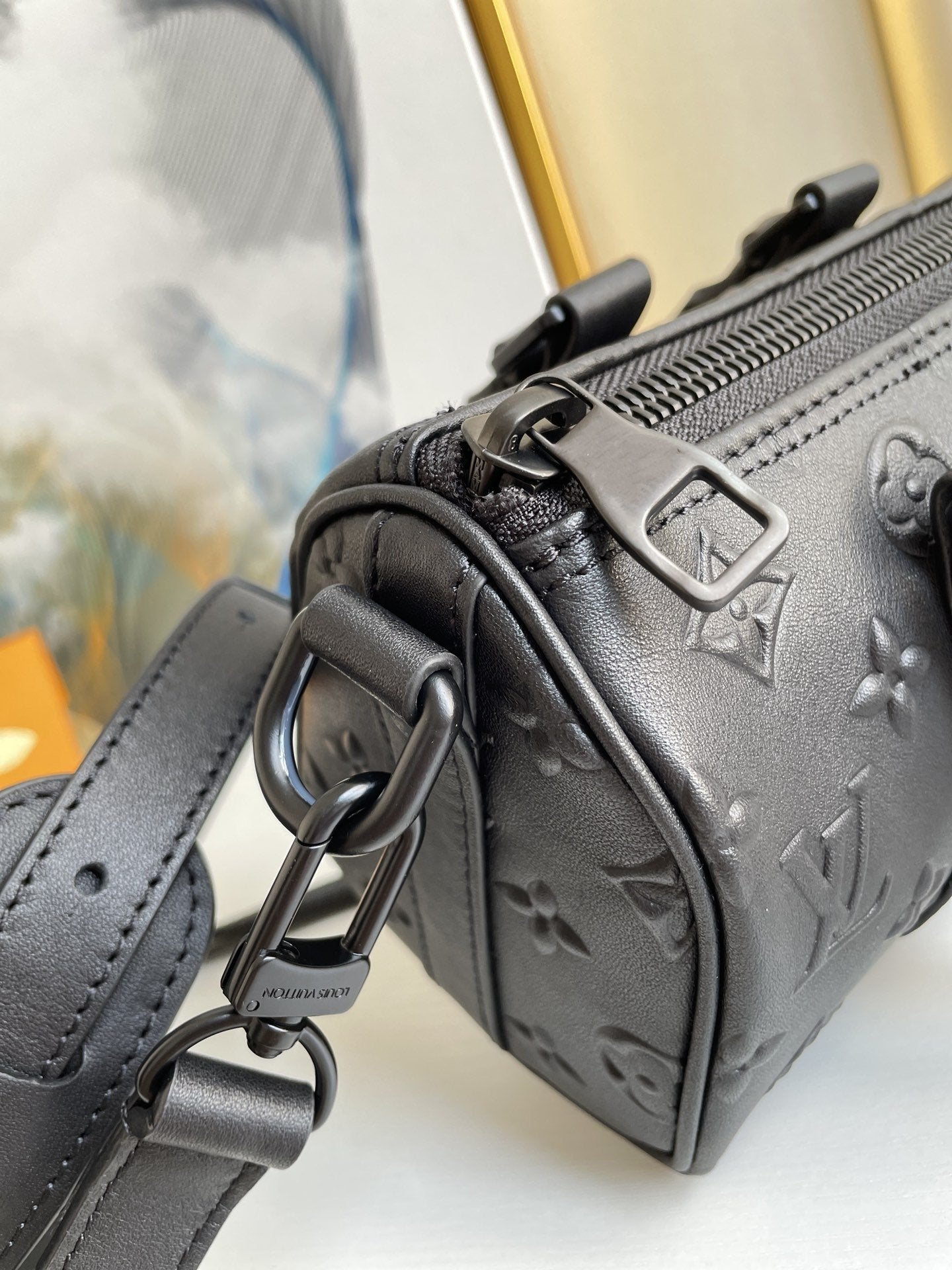 LOUIS VUITTON KEEPALL XS 21CM BLACK MONOGRAM SEAL