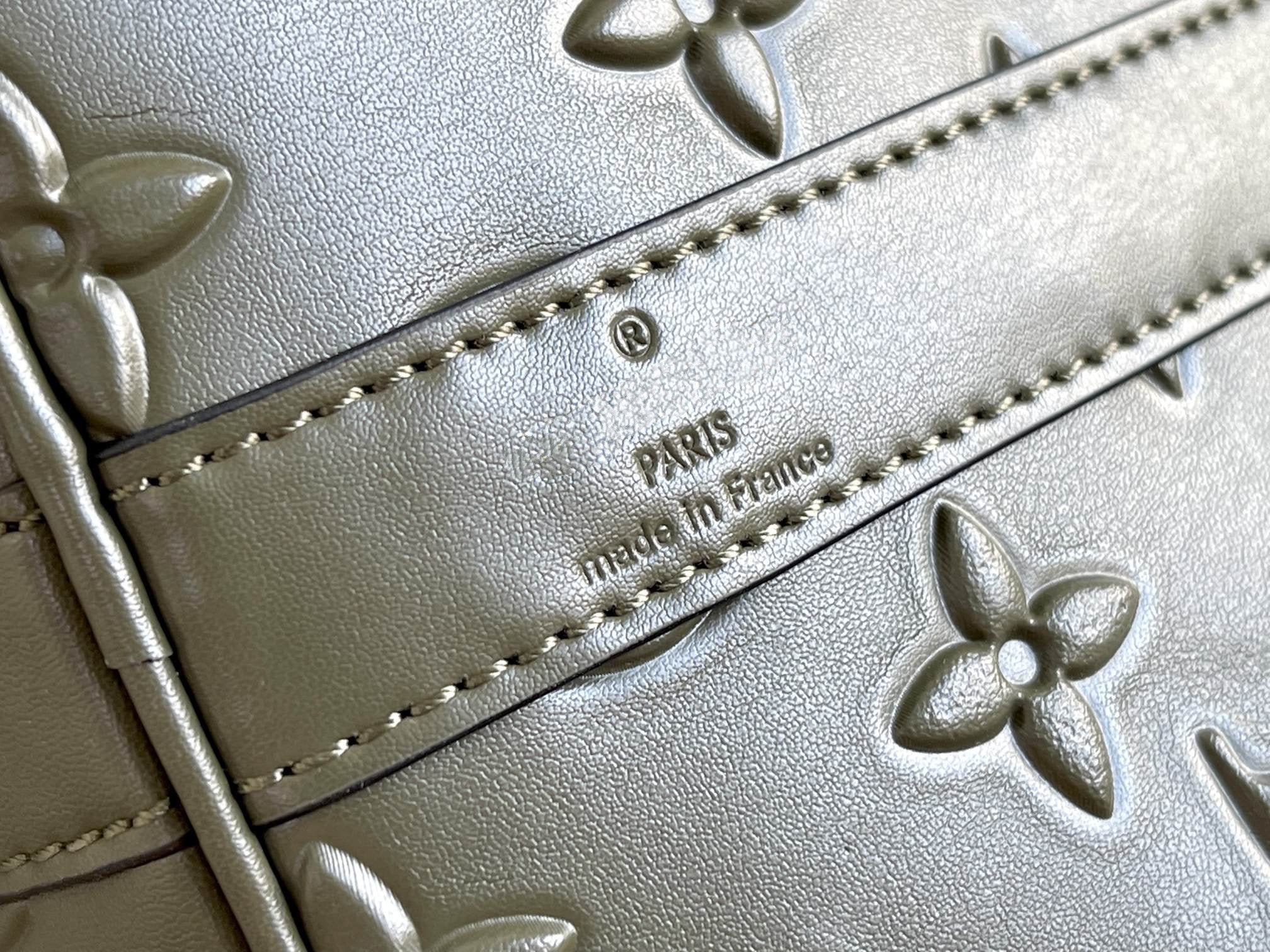 LOUIS VUITTON KEEPALL 50 BANDOULIERE KHAKI EMPREINTE LEATHER