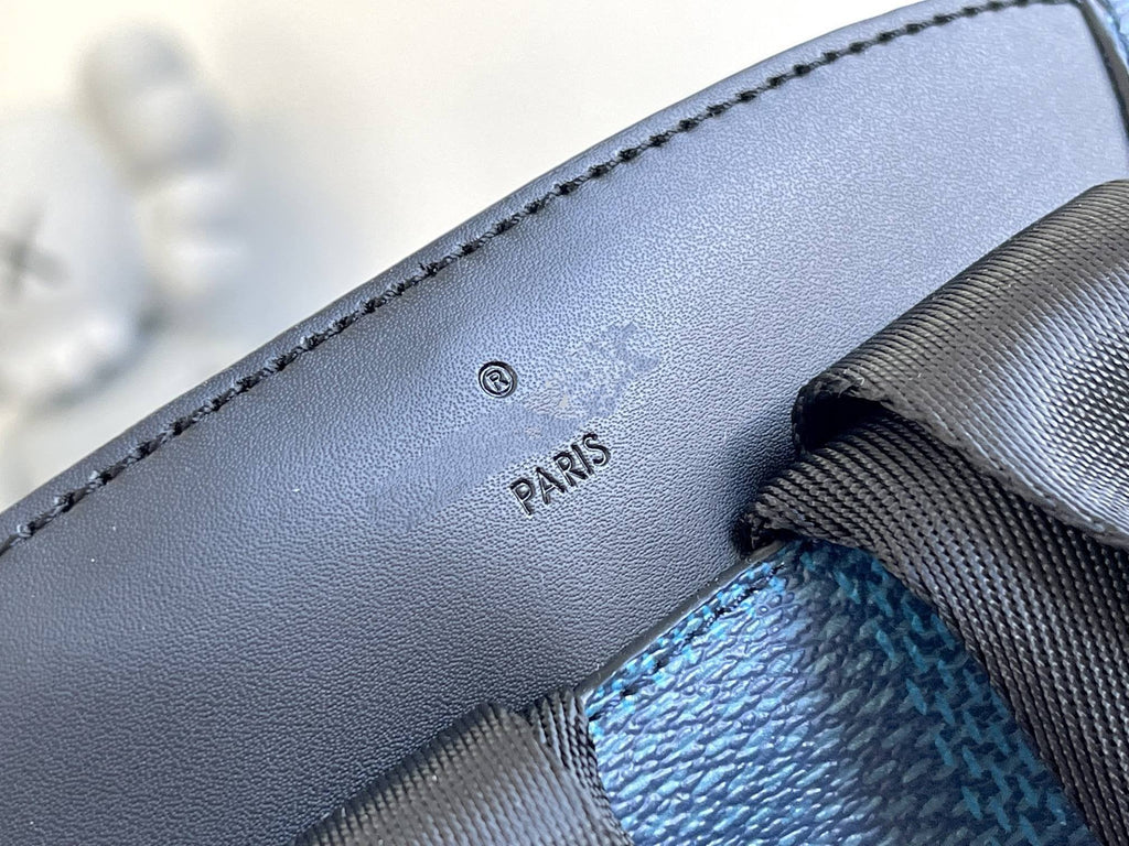 LOUIS VUITTON CAMPUS BACKPACK 30 NAVY DAMIER GRAPHITE