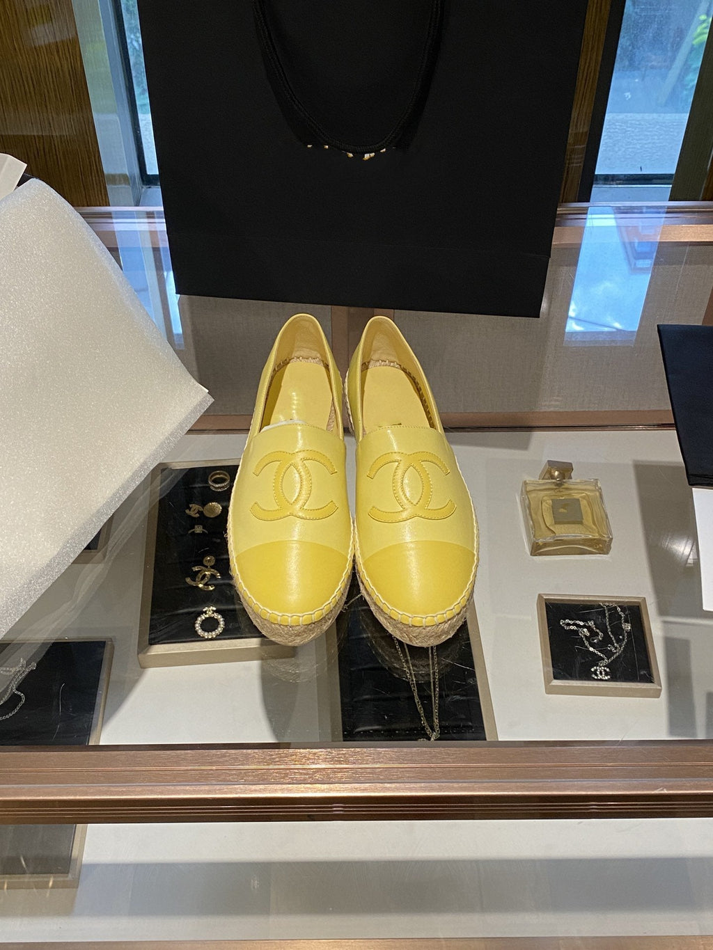 CHANEL ESPADRILLES YELLOW LAMBSKIN