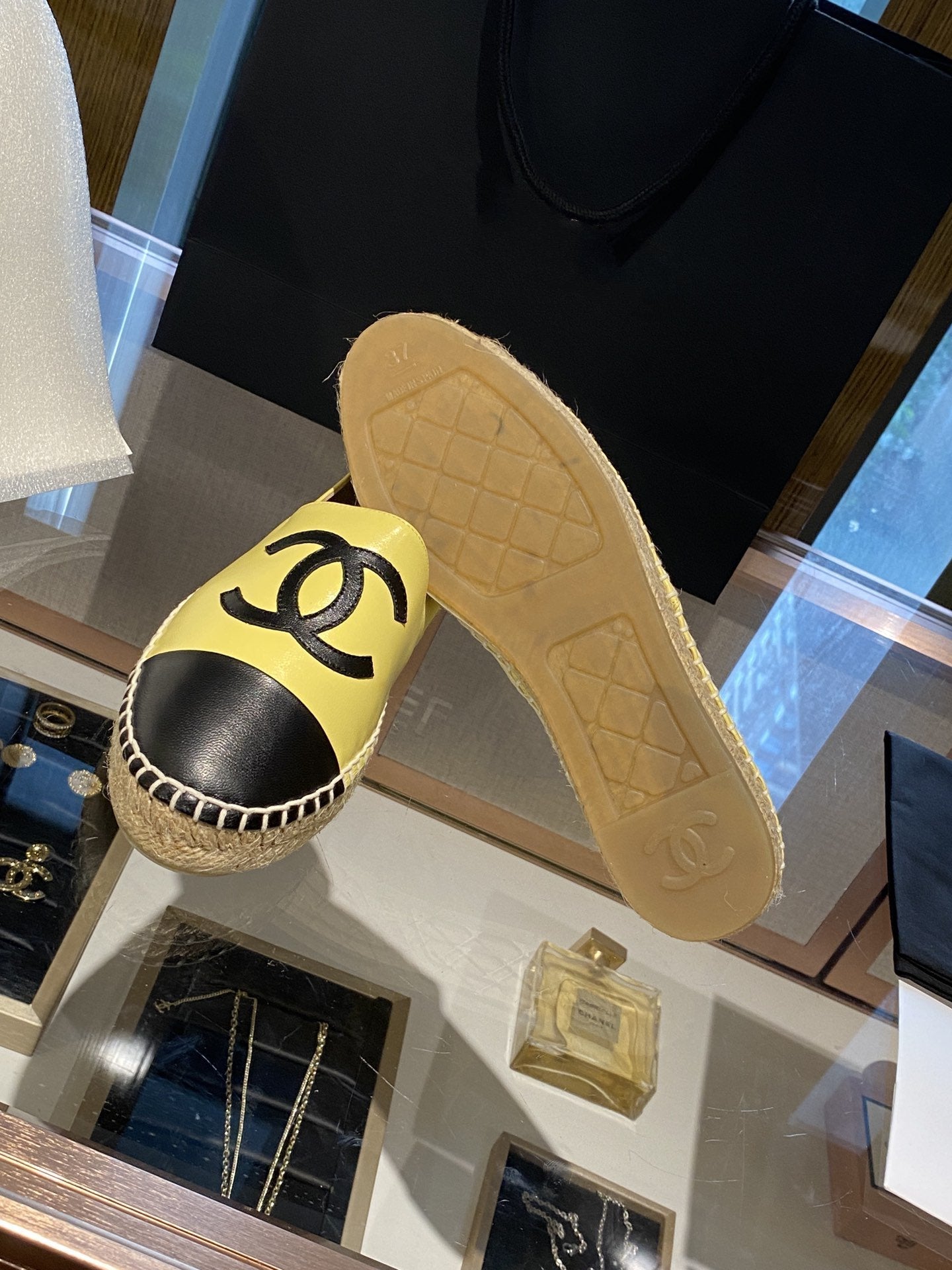 CHANEL ESPADRILLES YELLOW BLACK LAMBSKIN