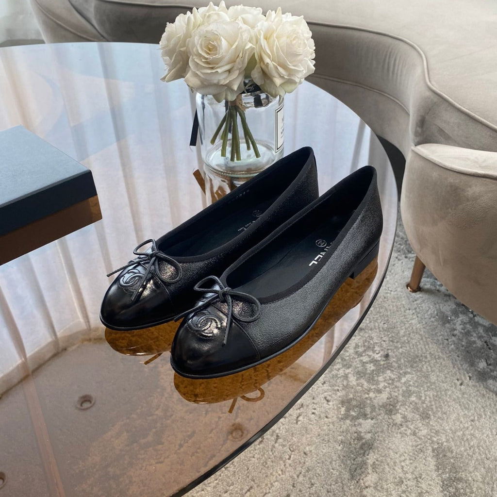 CHANEL BALLET FLATS ALL BLACK LAMBSKIN