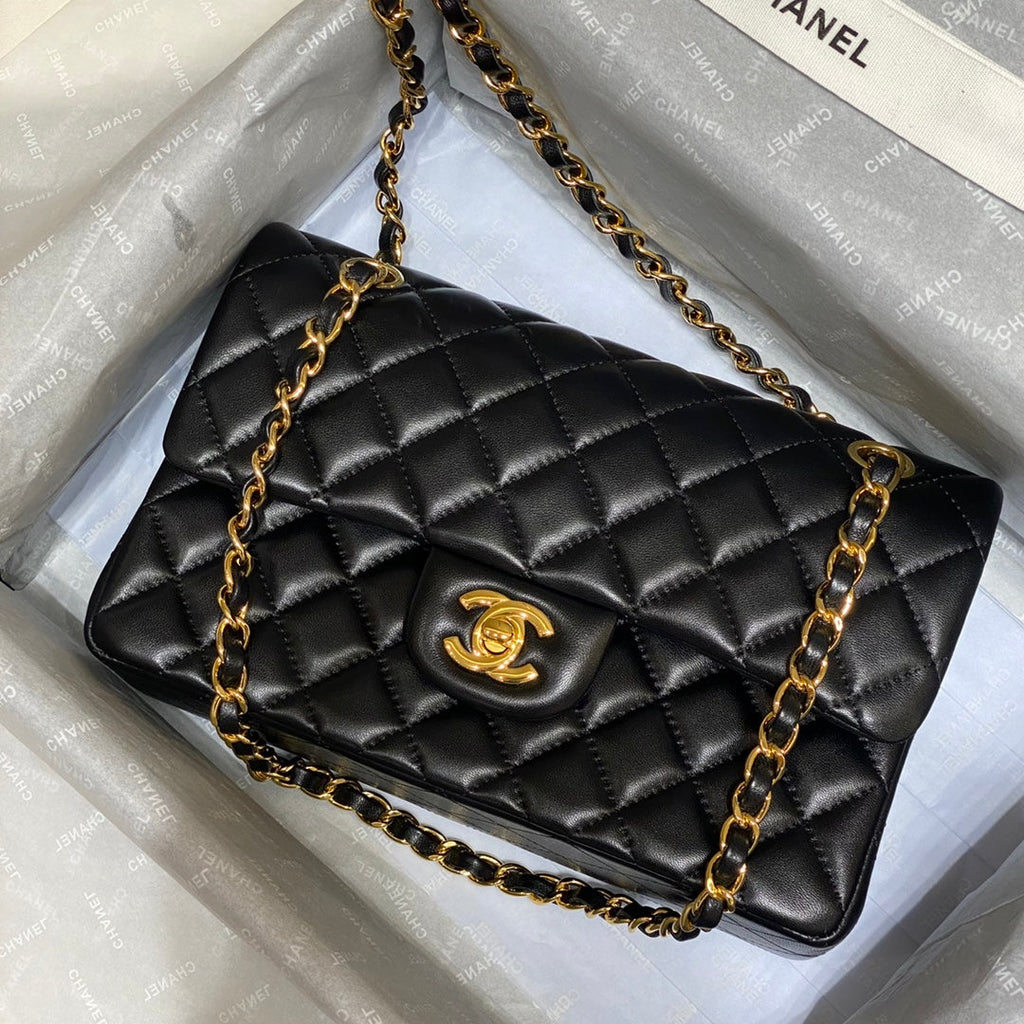 CHANEL FLAP BAG 23CM BLACK LAMBSKIN GOLD HARDWARE