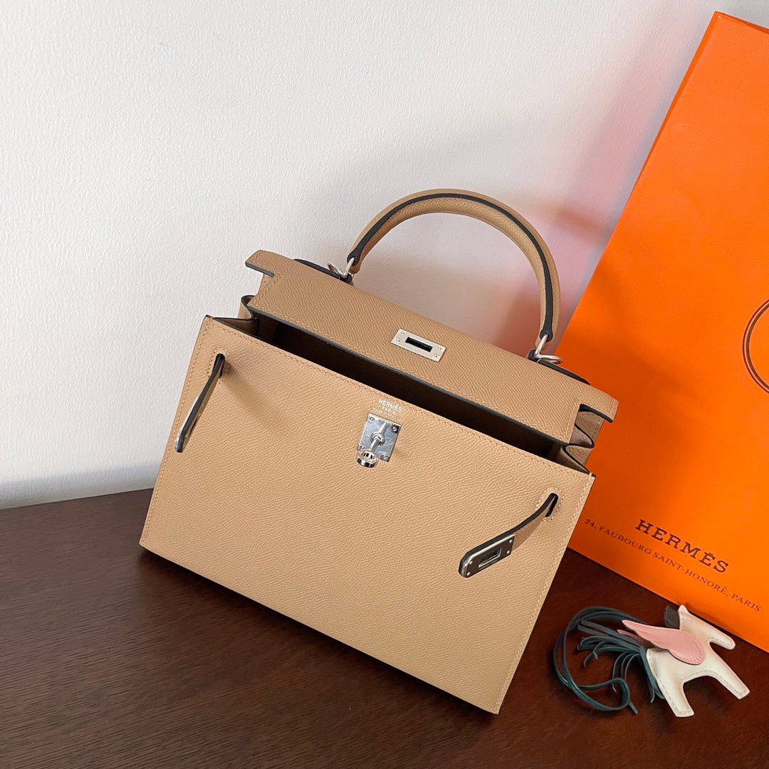 HERMES KELLY 25CM BEIGE EPSOM LEATHER SILVER HARDWARE