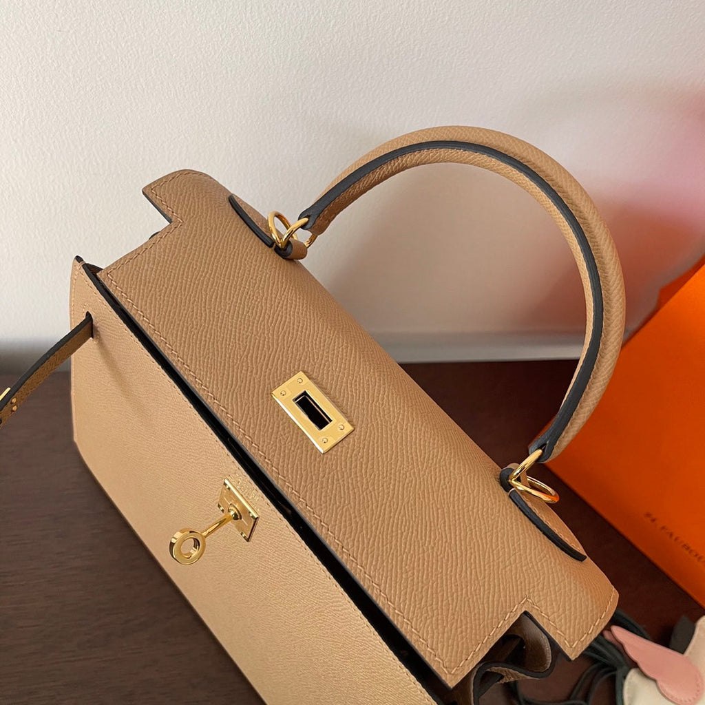 HERMES KELLY 25CM BEIGE EPSOM LEATHER GOLD HARDWARE