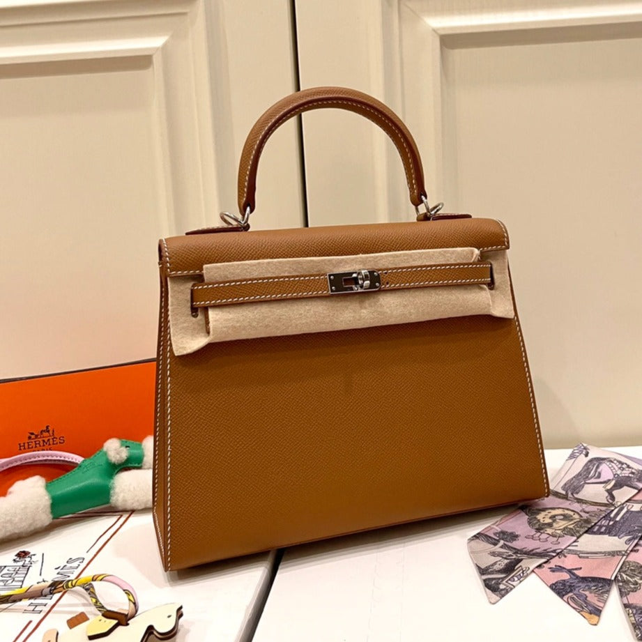 HERMES KELLY 25CM GOLD EPSOM LEATHER SILVER HARDWARE
