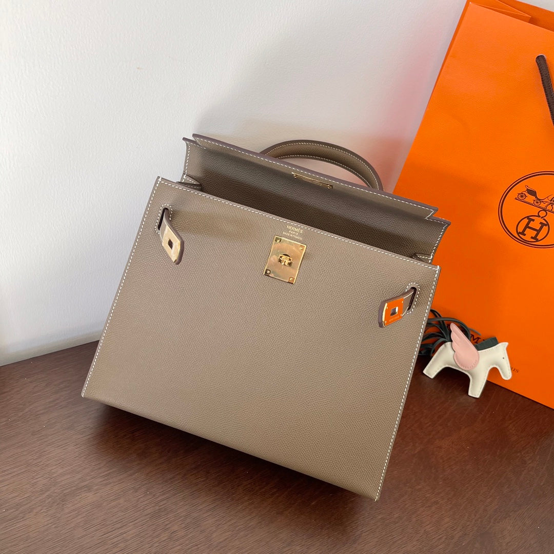 HERMES KELLY 28CM ETAIN EPSOM LEATHER GOLD HARDWARE