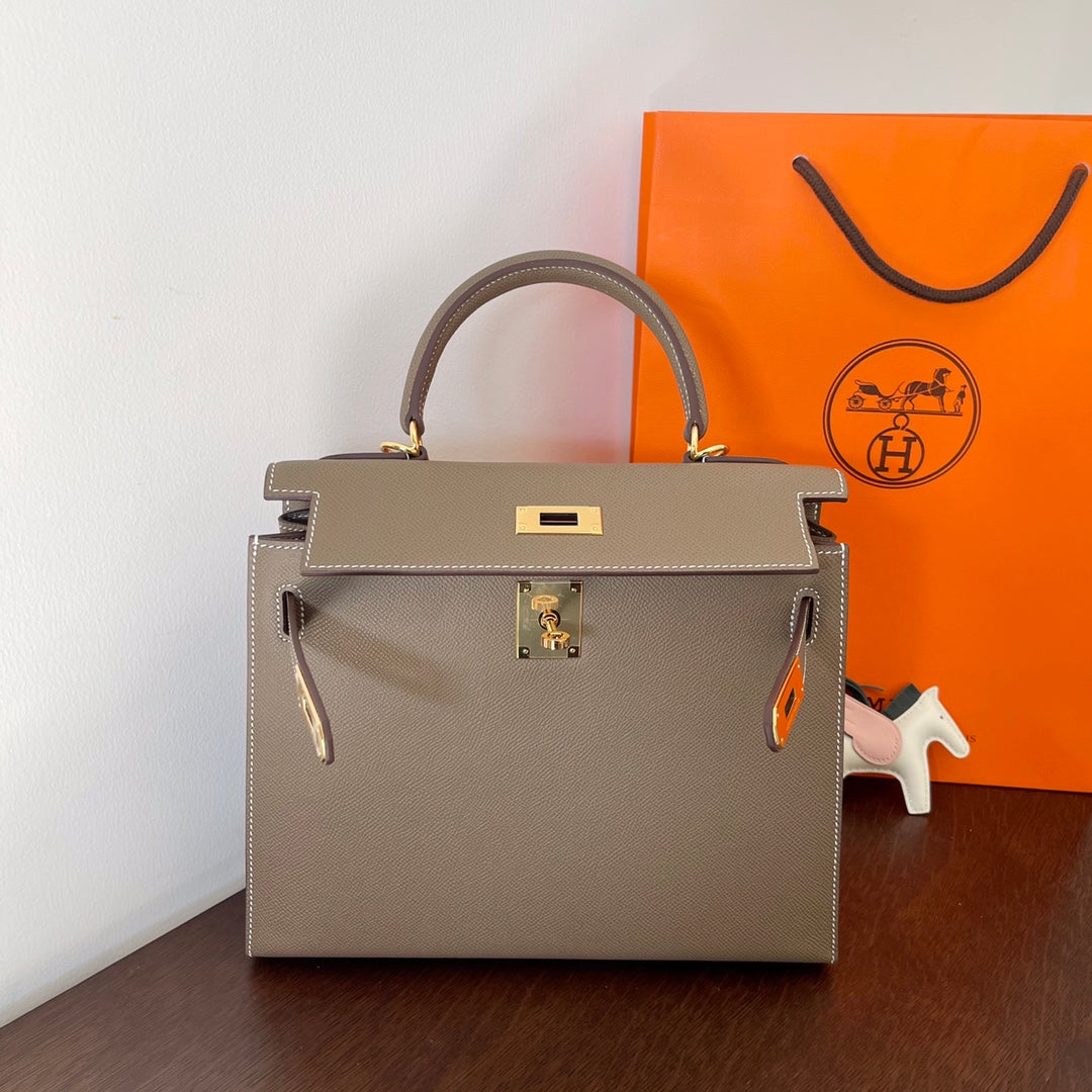 HERMES KELLY 28CM ETAIN EPSOM LEATHER GOLD HARDWARE