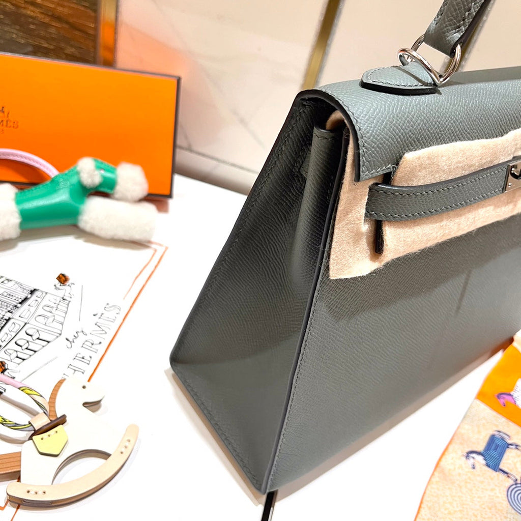HERMES KELLY 25CM GRIS MOUETTE EPSOM LEATHER SILVER HARDWARE