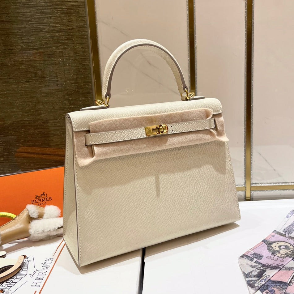HERMES KELLY 25CM WHITE EPSOM LEATHER GOLD HARDWARE