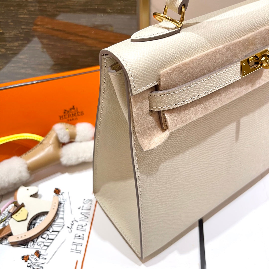 HERMES KELLY 25CM WHITE EPSOM LEATHER GOLD HARDWARE