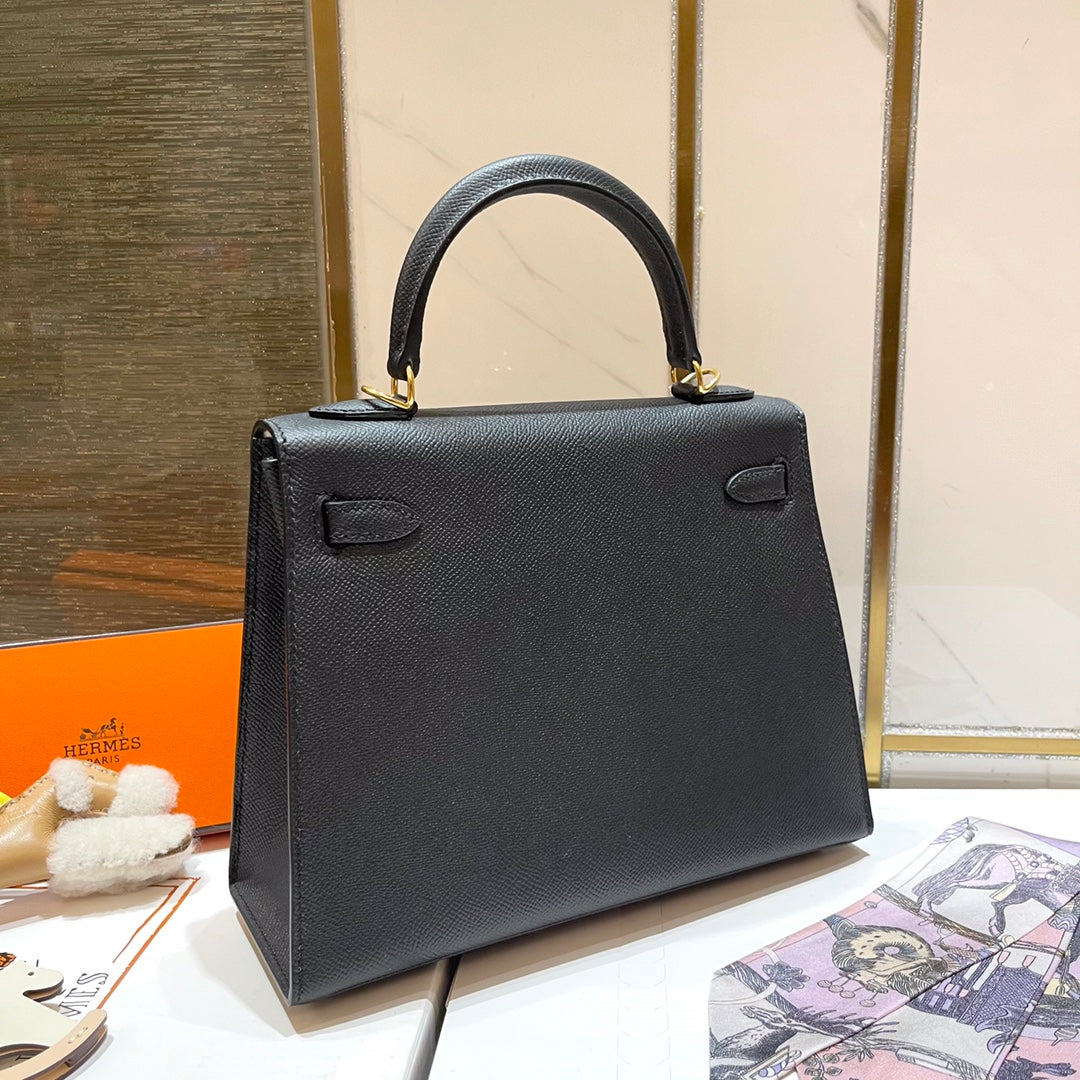 HERMES KELLY 25CM BLACK EPSOM LEATHER GOLD HARDWARE