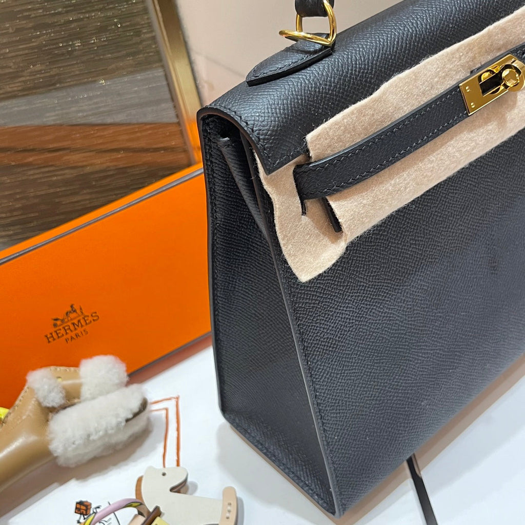 HERMES KELLY 25CM BLACK EPSOM LEATHER GOLD HARDWARE