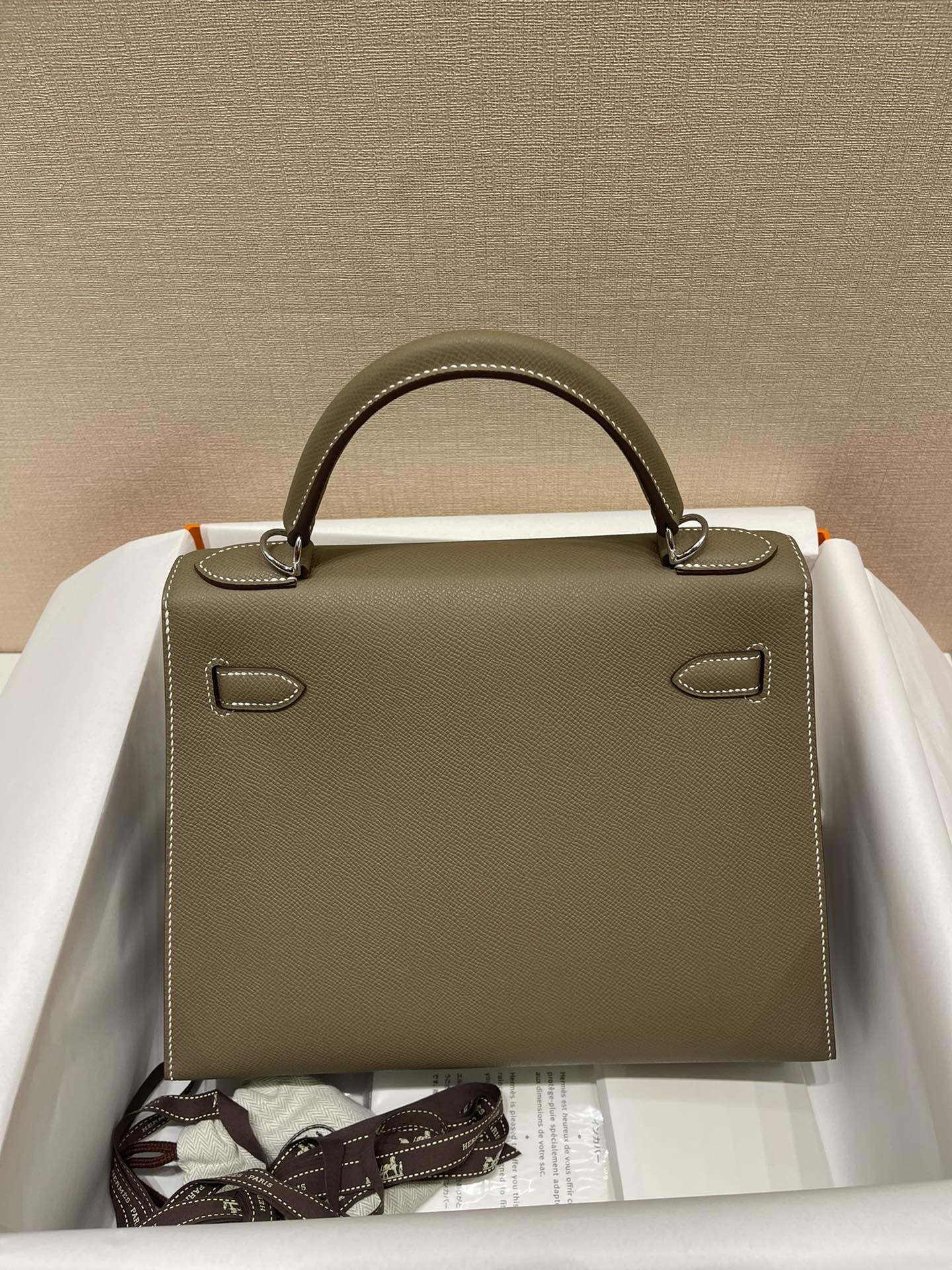 HERMES KELLY 28CM ETOUPE EPSOM LEATHER SILVER HARDWARE
