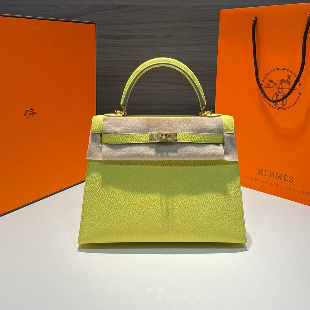 HERMES KELLY 25CM LIME EPSOM LEATHER GOLD HARDWARE