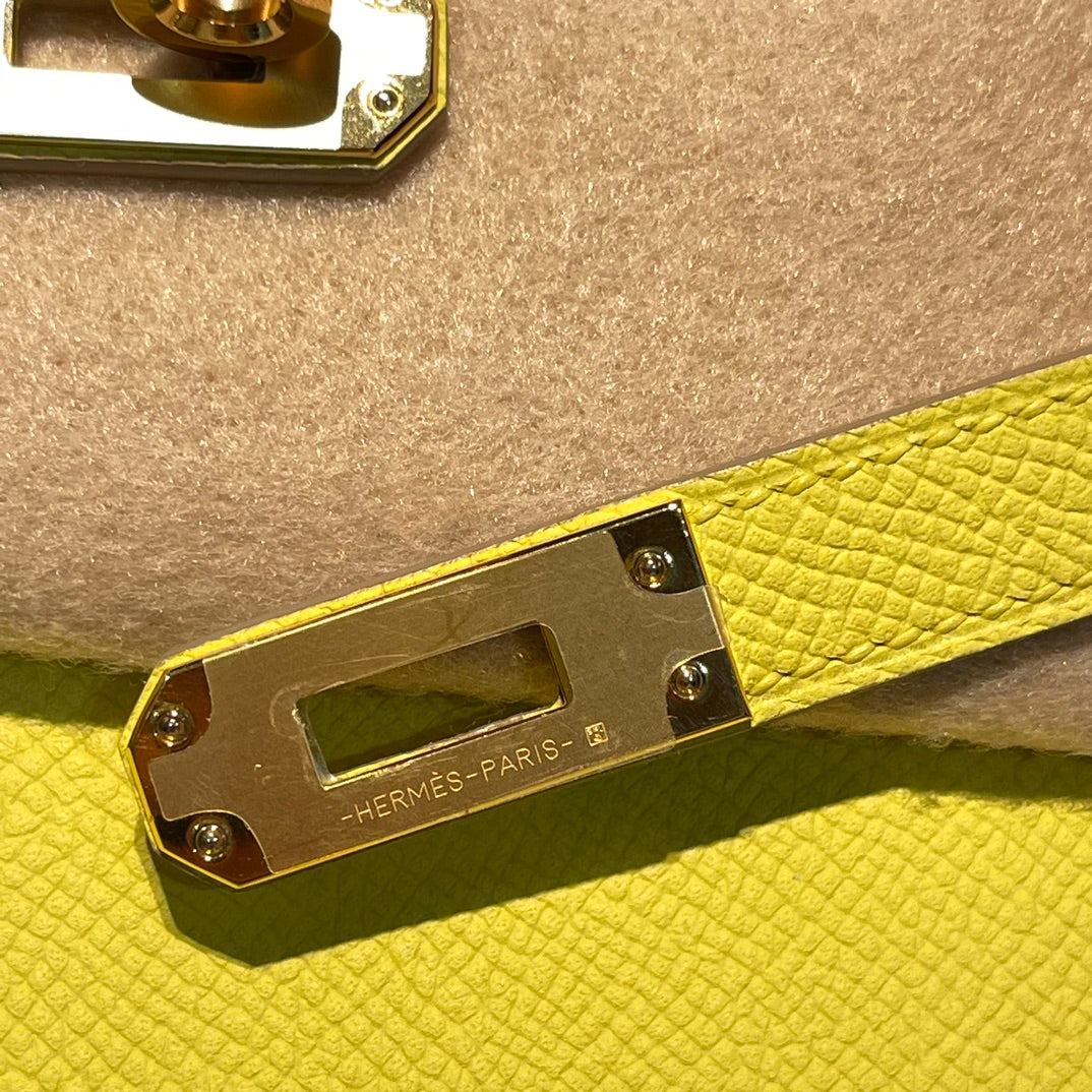 HERMES KELLY 25CM LIME EPSOM LEATHER GOLD HARDWARE