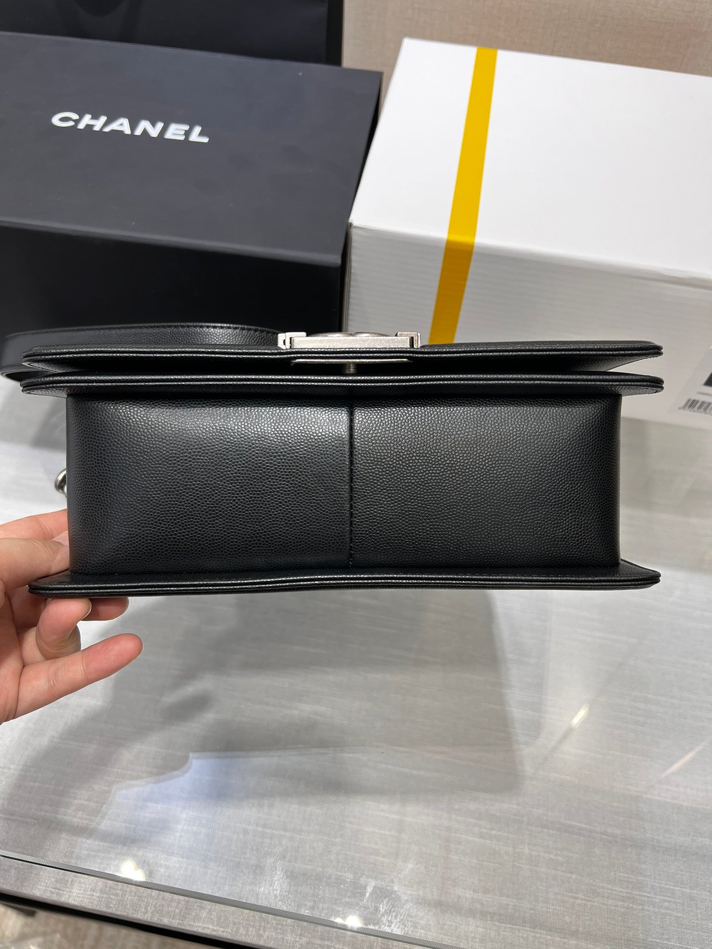 CHANEL BOY BAG MEDIUM 25 BLACK CAVIAR RUTHENIUM HARDWARE