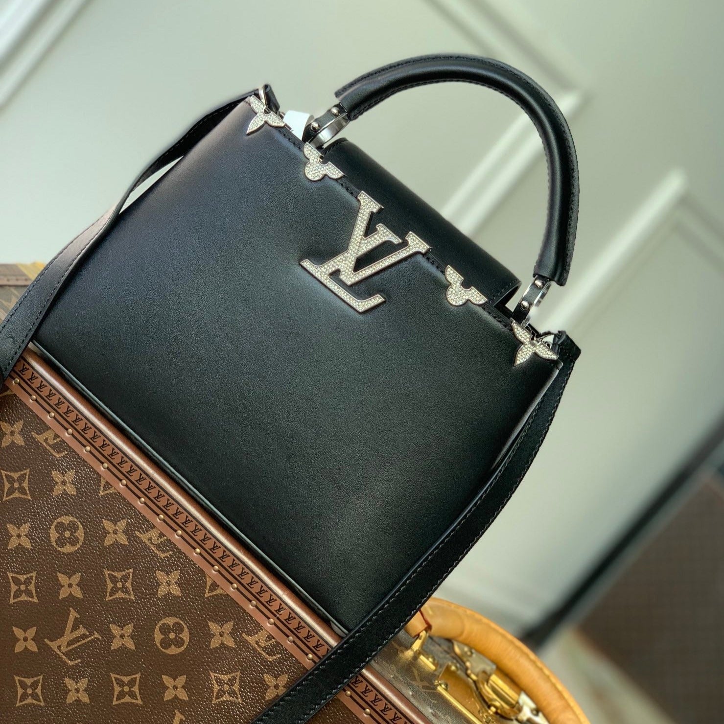 LOUIS VUITTON CAPUCINES BB 27 BLACK TAURILLON SILVER HARDWARE