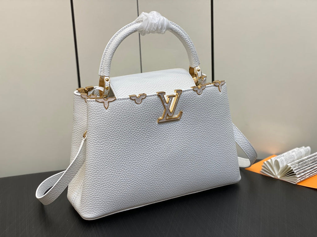LOUIS VUITTON CAPUCINES MM 31 WHITE TAURILLON GOLD HARDWARE