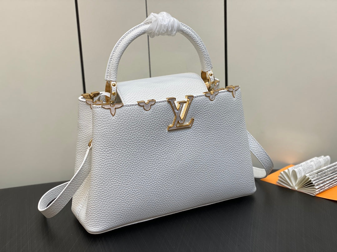LOUIS VUITTON CAPUCINES MM 31 WHITE TAURILLON GOLD HARDWARE