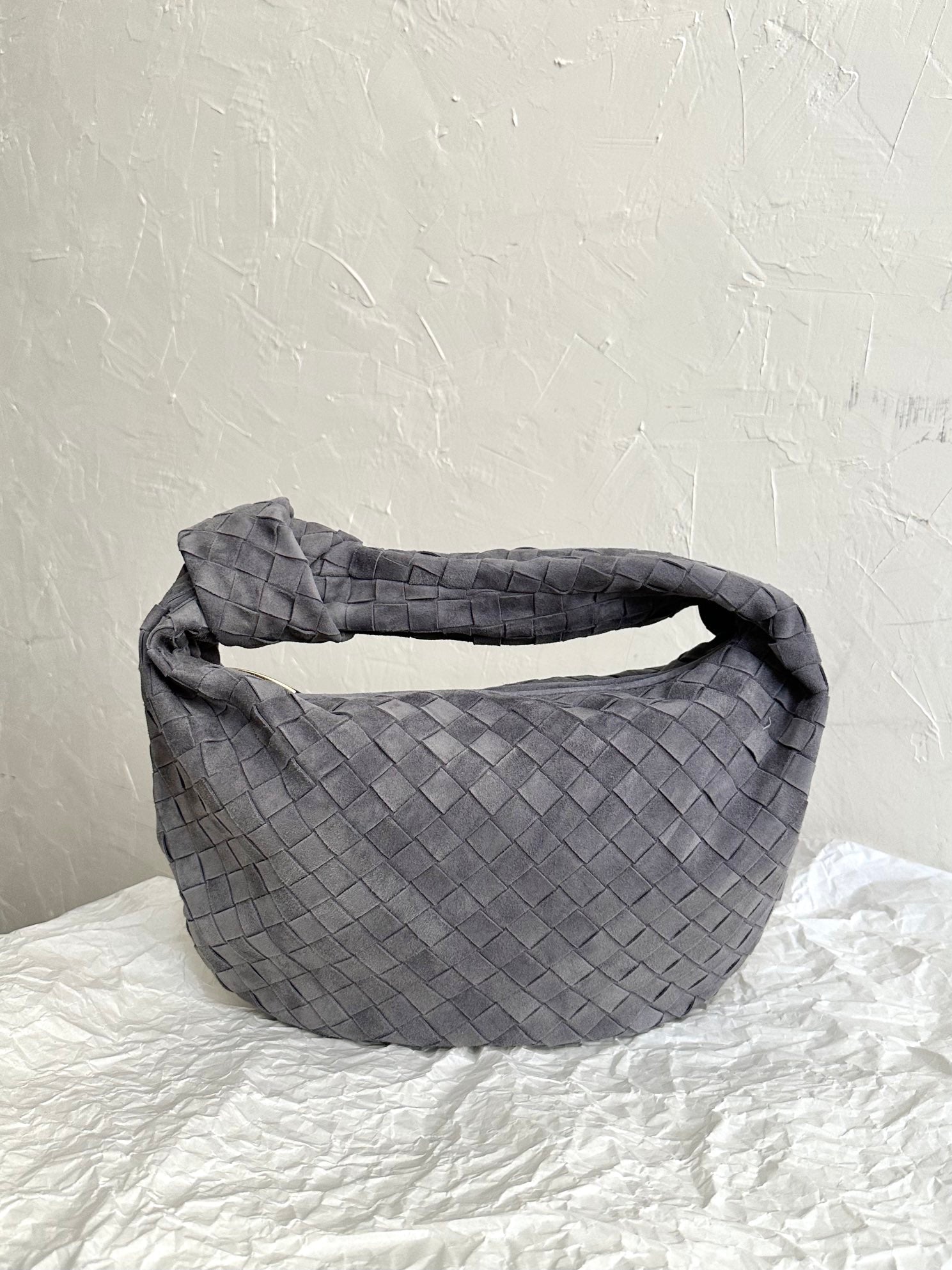 BOTTEGA VENETA TEEN JODIE 36CM GREY SUEDE LEATHER