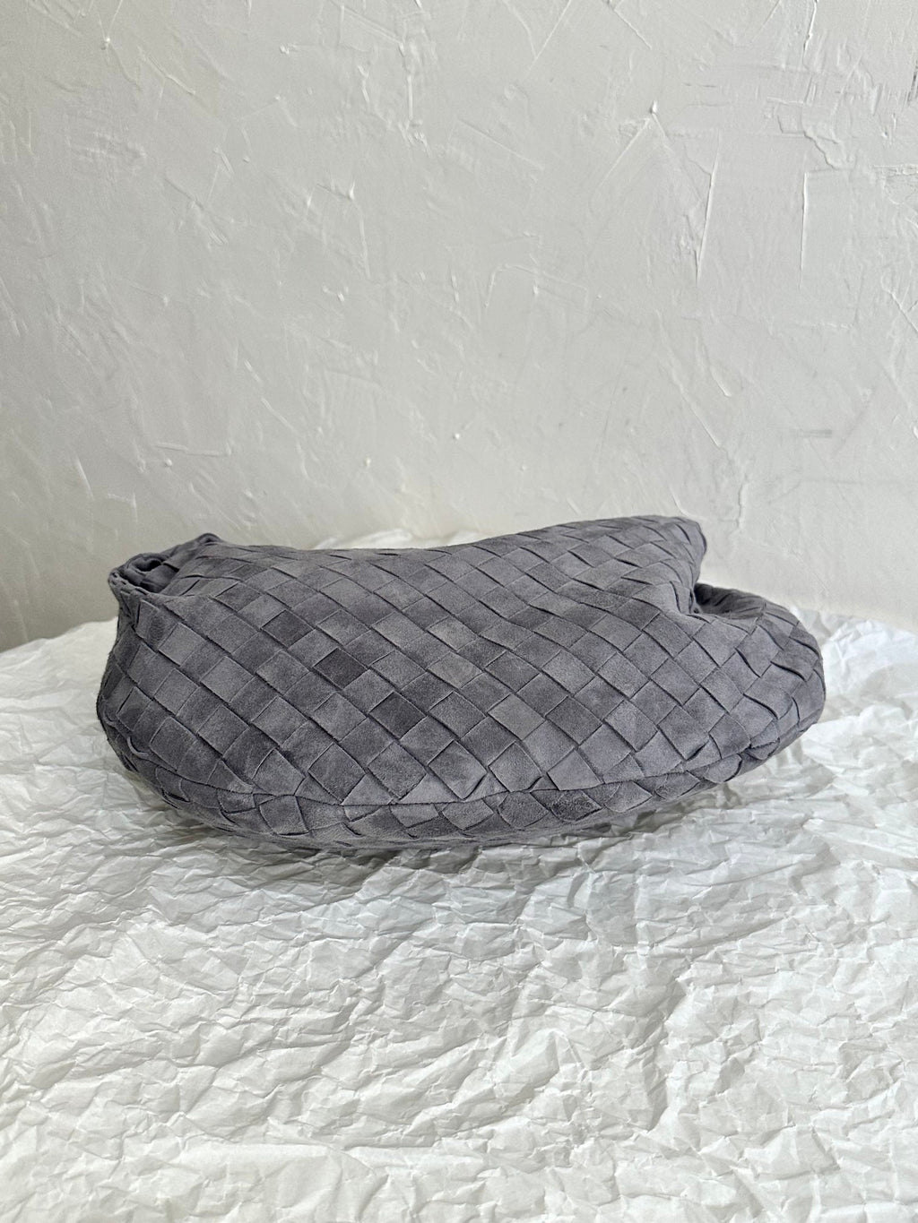 BOTTEGA VENETA TEEN JODIE 36CM GREY SUEDE LEATHER