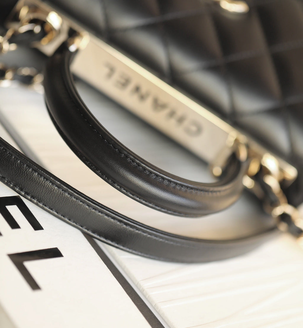 CHANEL TRENDY 20CM BLACK LAMBSKIN GOLD HARDWARE