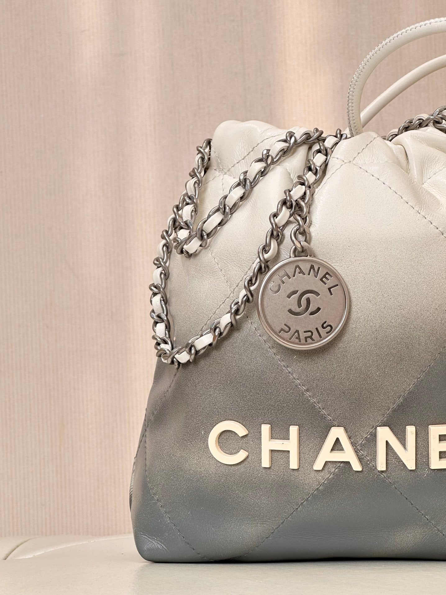 CHANEL HOBO MINI 20CM WHITE GREY LAMBSKIN SILVER HARDWARE