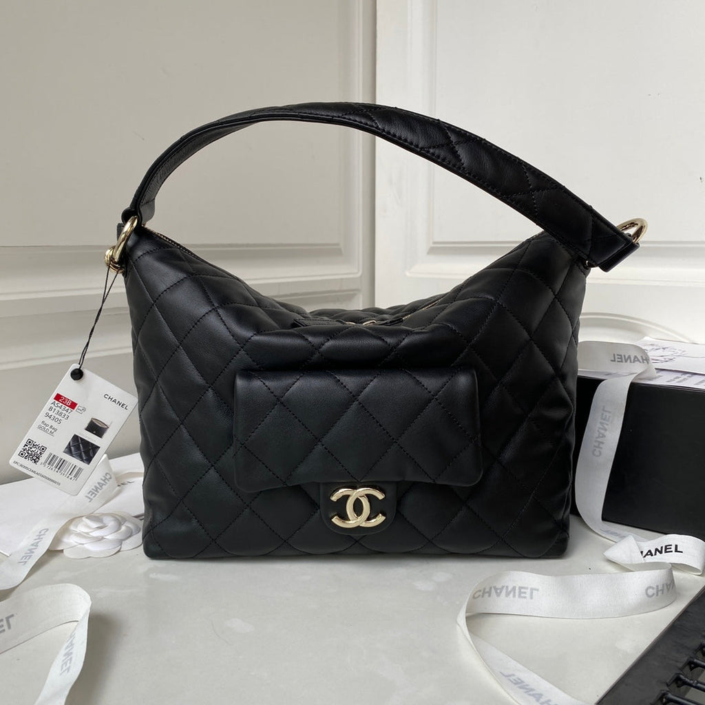 CHANEL HOBO 28CM BLACK LAMBSKIN GOLD HARDWARE