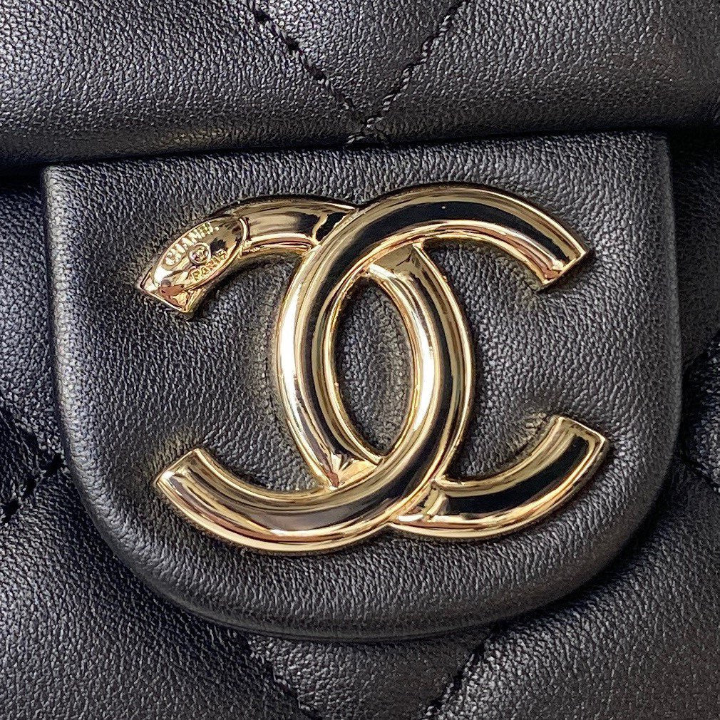 CHANEL HOBO 28CM BLACK LAMBSKIN GOLD HARDWARE