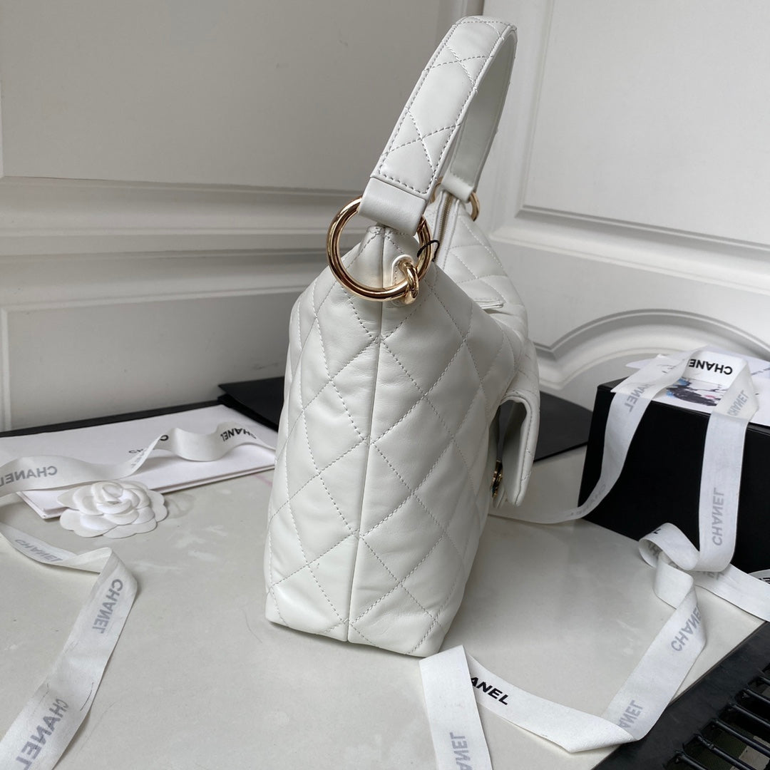 CHANEL HOBO 28CM WHITE LAMBSKIN GOLD HARDWARE