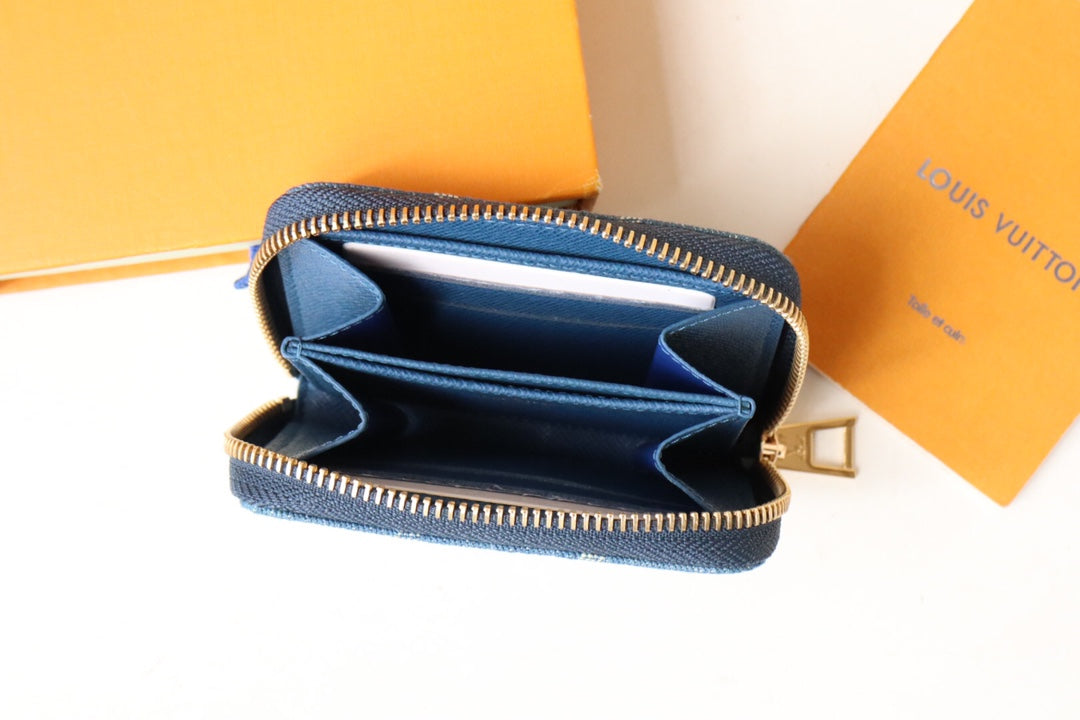 LOUIS VUITTON LV ZIPPY COIN 11CM BLUE DENIM