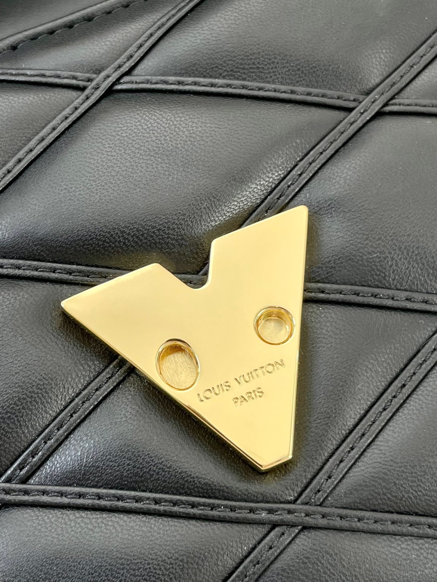 LOUIS VUITTON GO-14 MM 23 BLACK