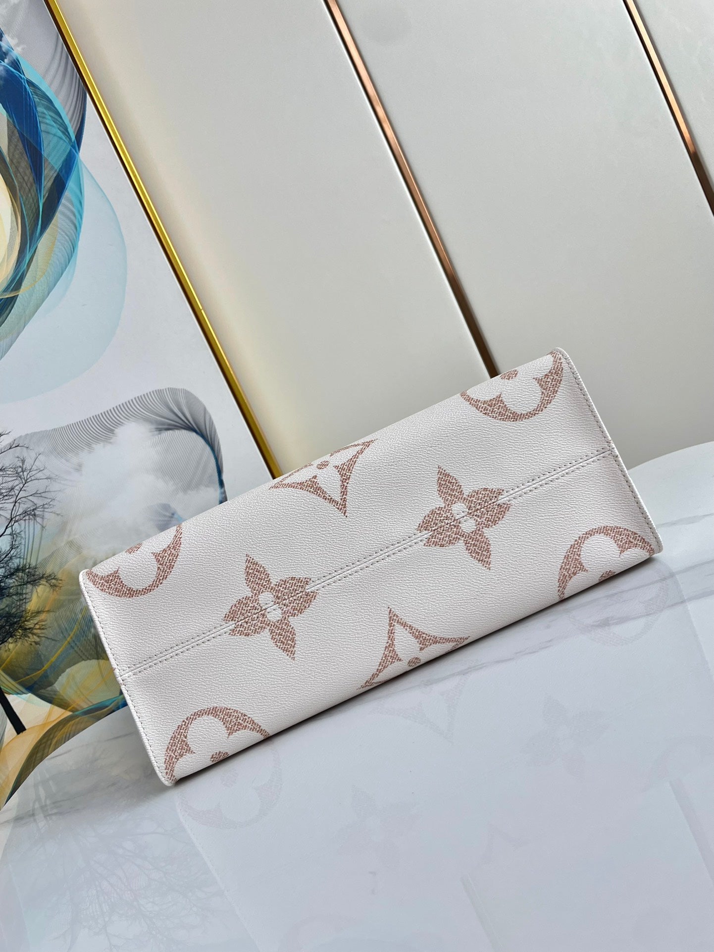 LOUIS VUITTON ONTHEGO 35 WHITE BROWN MONOGRAM CANVAS