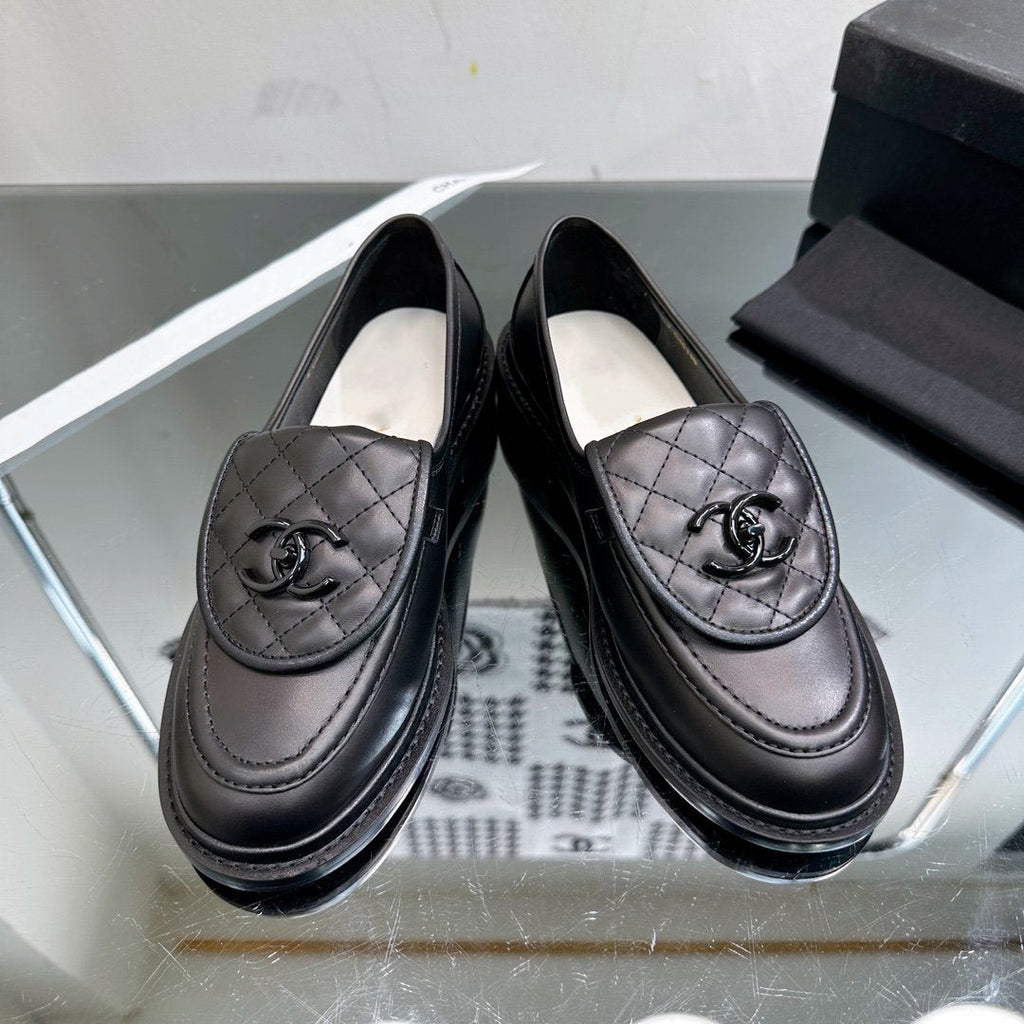 CHANEL Moasins Black Quilted Calfskin