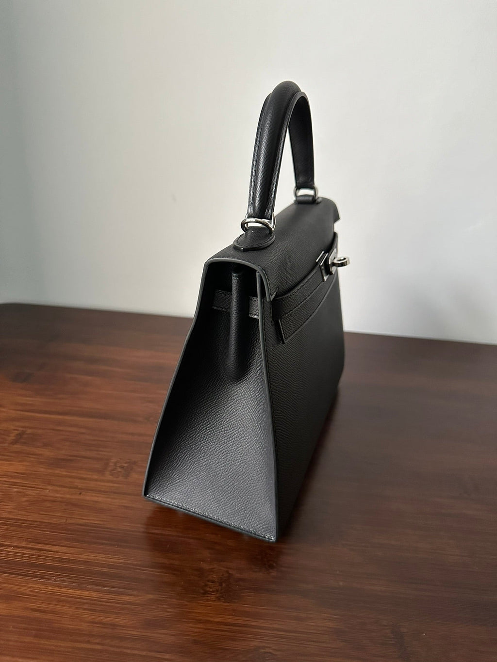 HERMES KELLY 25CM BLACK EPSOM SILVER HARDWARE
