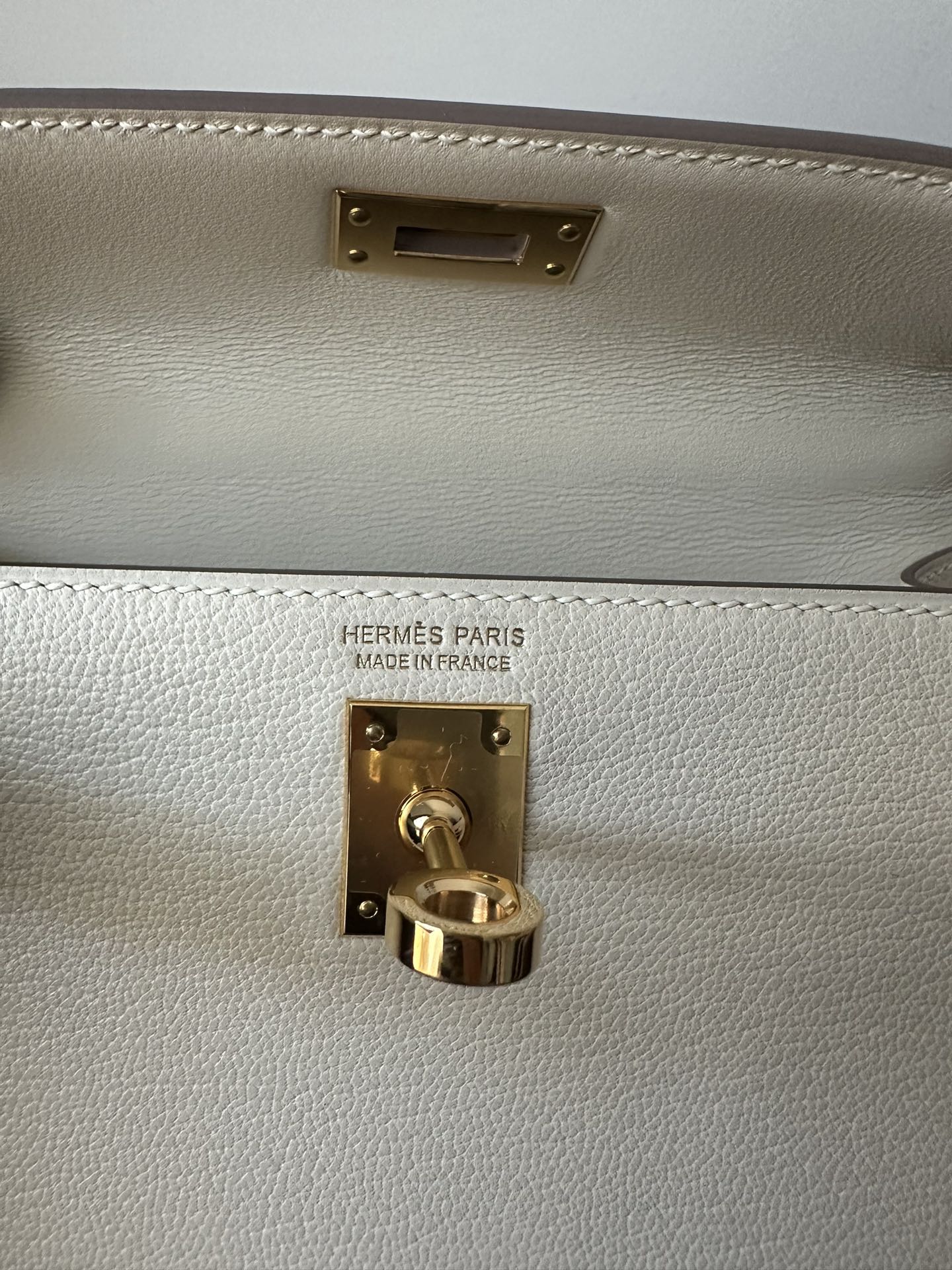 HERMES KELLY MINI 20 WHITE CHEVRE GOLD HARDWARE