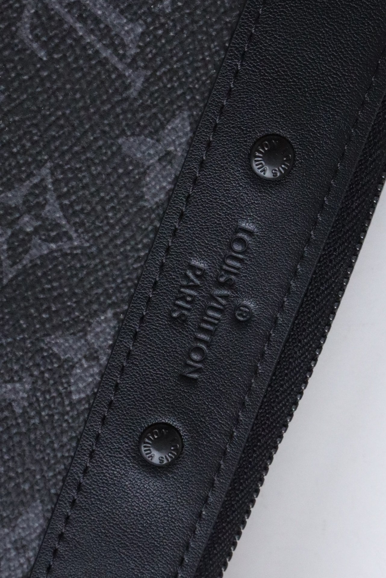 LOUIS VUITTON POCHETTE TO GO 30 MONOGRAM ECLIPSE