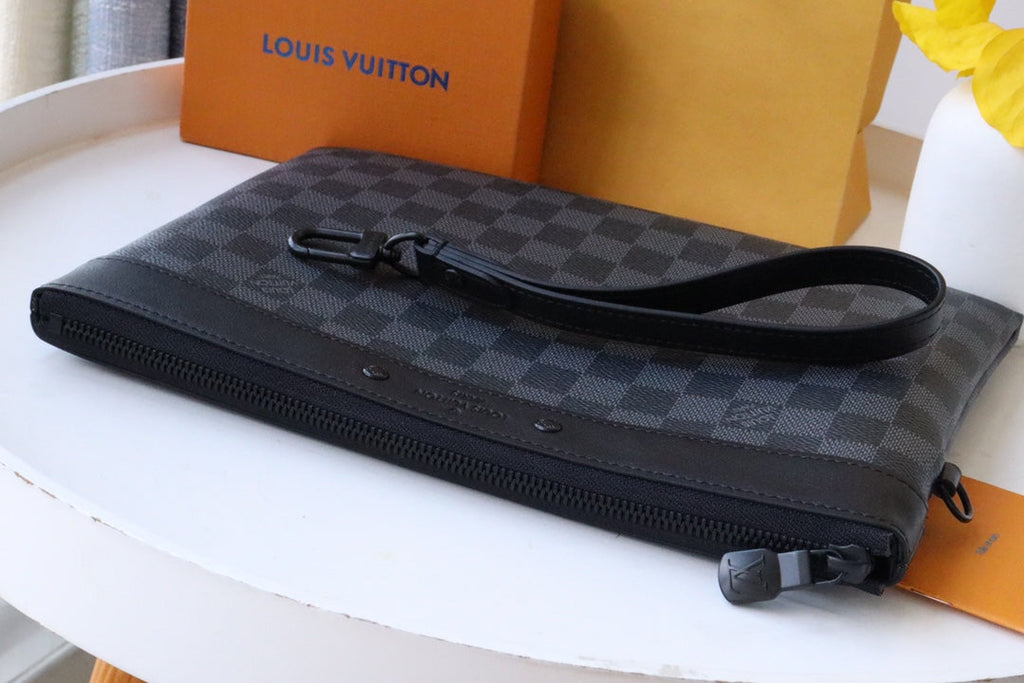 LOUIS VUITTON POCHETTE TO GO 30 DAMIER CANVAS